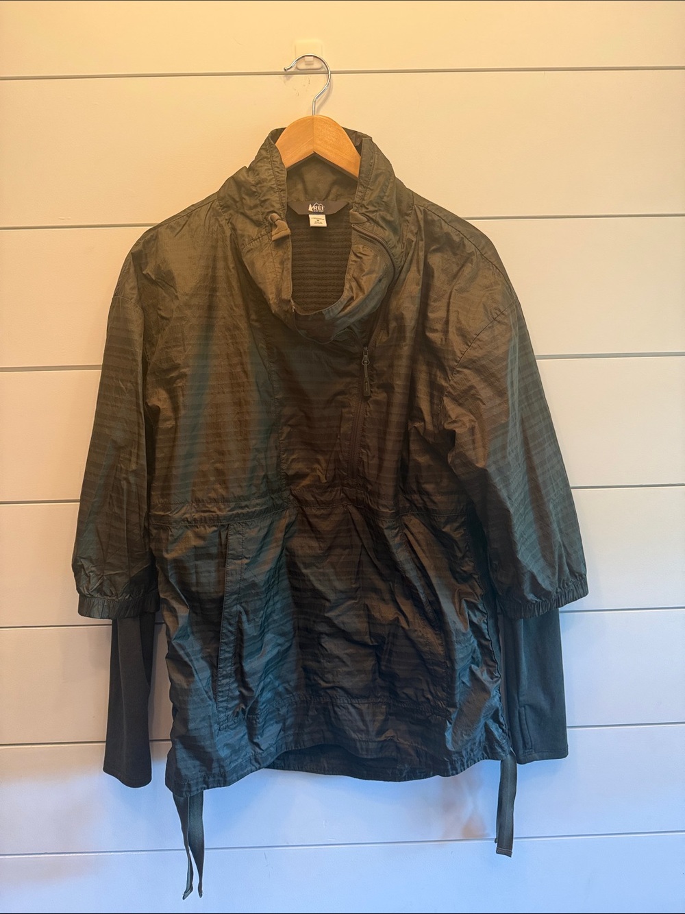 REI Olive Green Lightweight Pullover Jacket